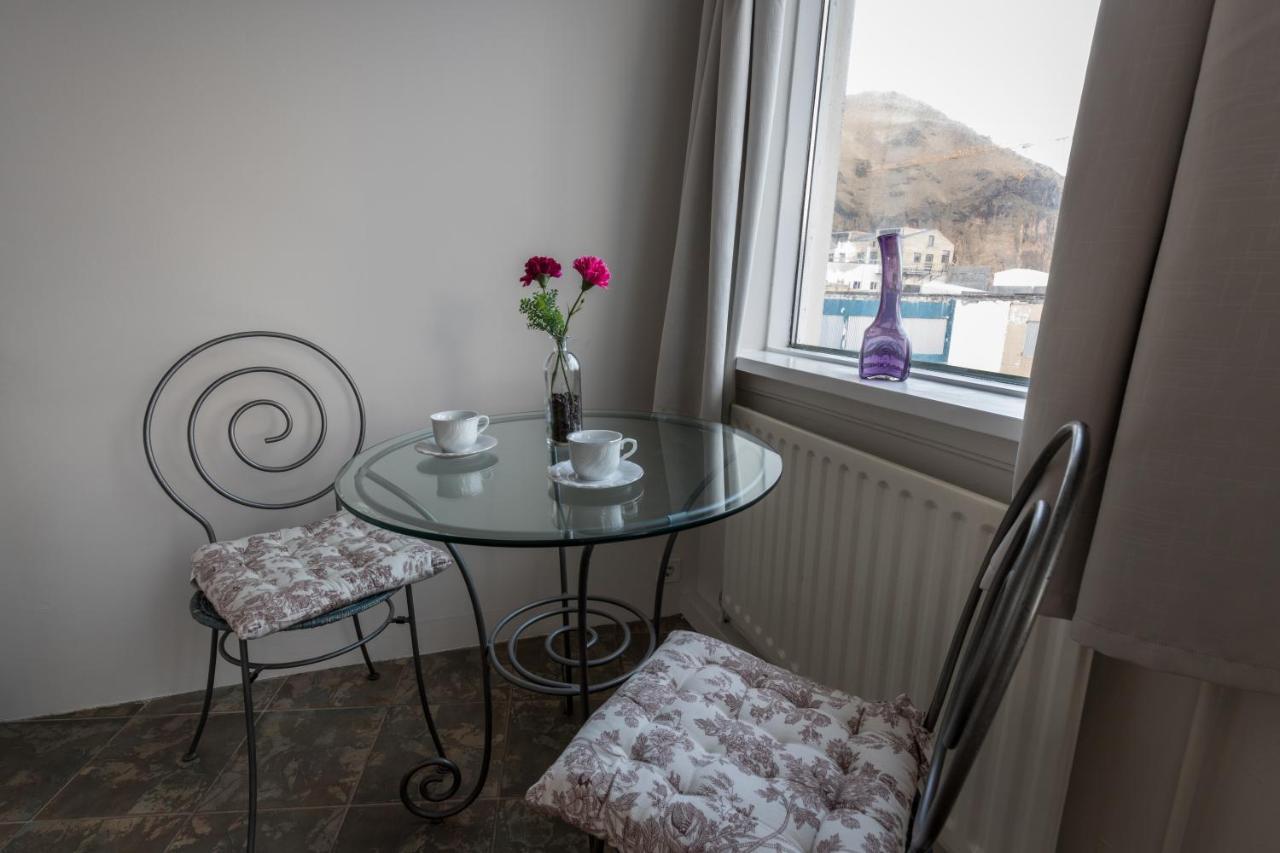 Hotel Eyjar Vestmannaeyjar Dış mekan fotoğraf